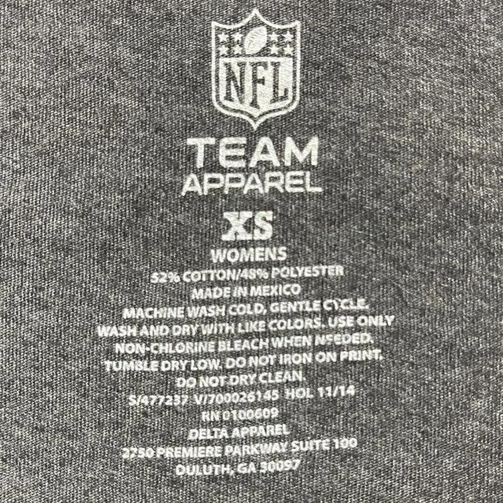 Seattle Seahawks v neck - Picture 4 of 4